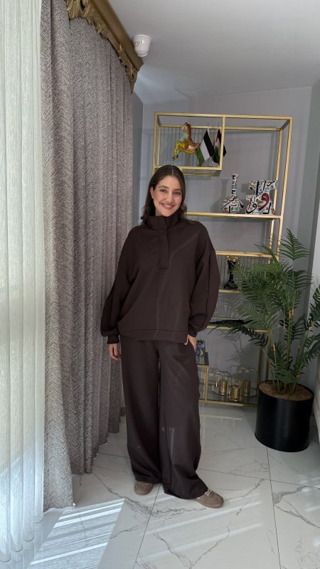 ترينج الياقة العالية | High Neck Set 🤎