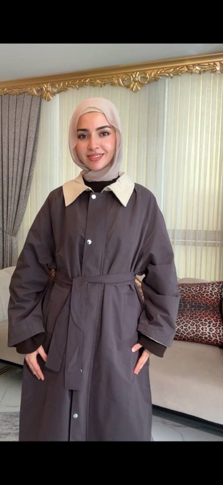 ترانش كوت أنيق بياقة تبايُنية وحزام